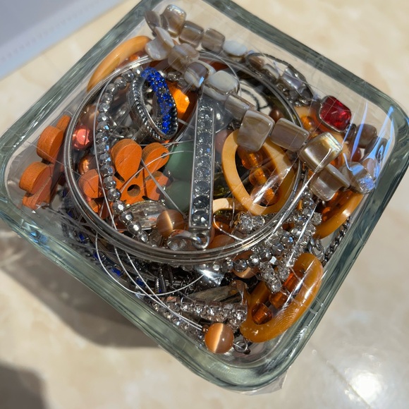 Mystery Jewelry Jar S - Picture 6 of 7